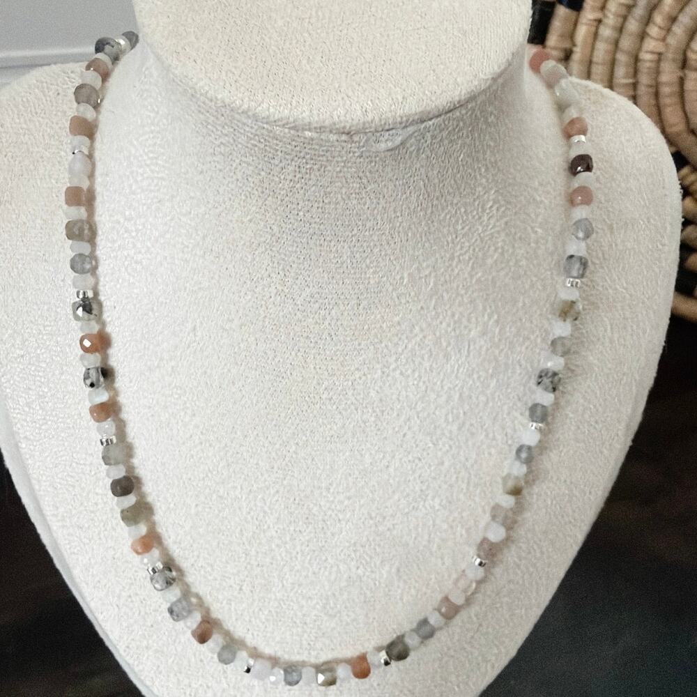 Second Bloom Studio Artisan Made Labradorite Moonstone Necklace 18" Magnetic